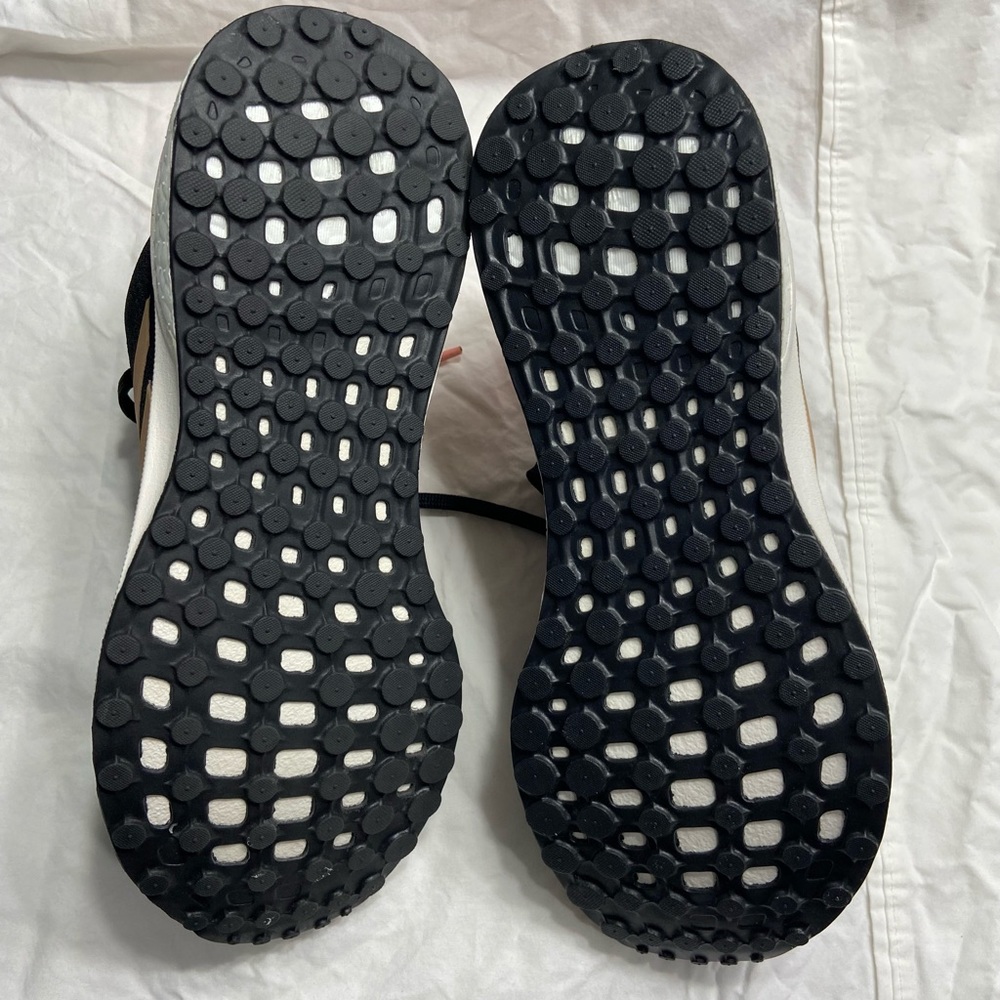 Adidas Shoes - Picture 4 of 5